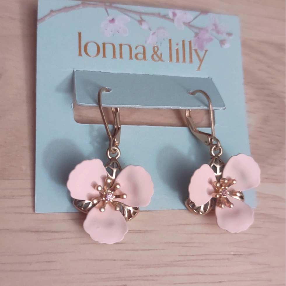 Lonna & Lilly Pink Flower Blossom Gold Charm Earrings Y2k Cottagecore Retro